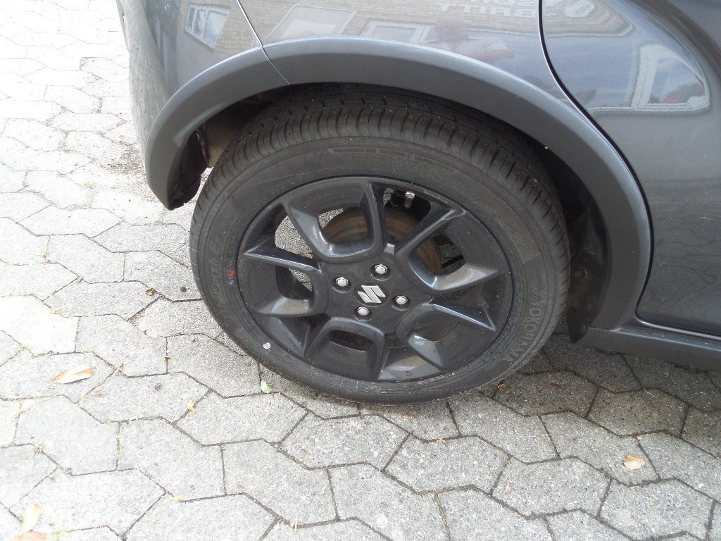 Grå Suzuki Ignis fra 2017