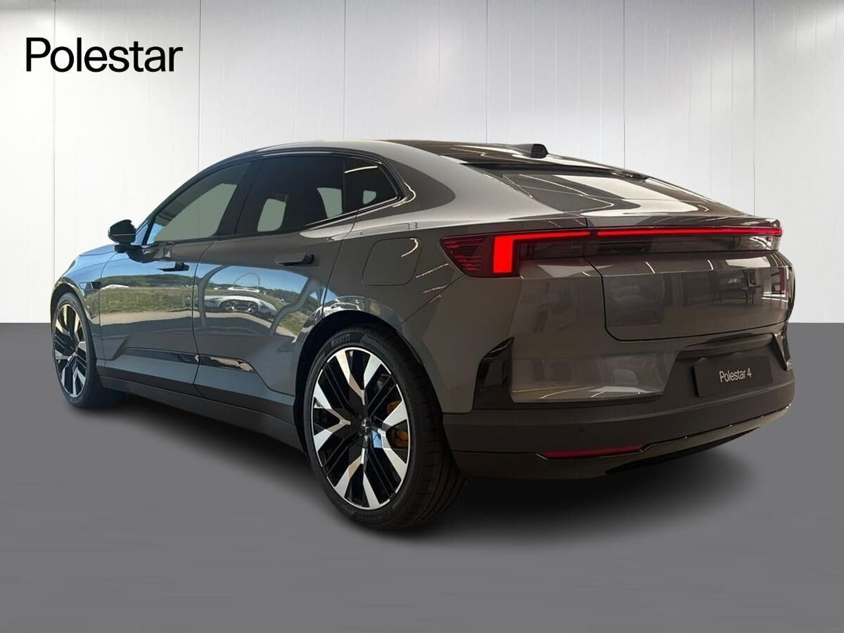 undefined Polestar 4 fra 2026