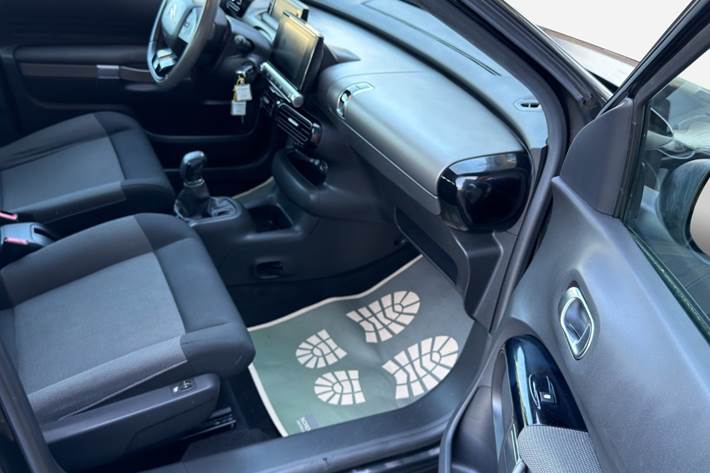 Rød Citroën C4 Cactus fra 2016