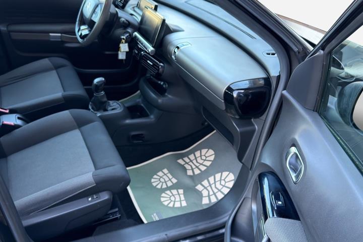 Rød Citroën C4 Cactus fra 2016