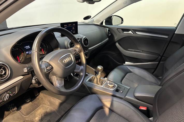 Sort Audi A3 fra 2014