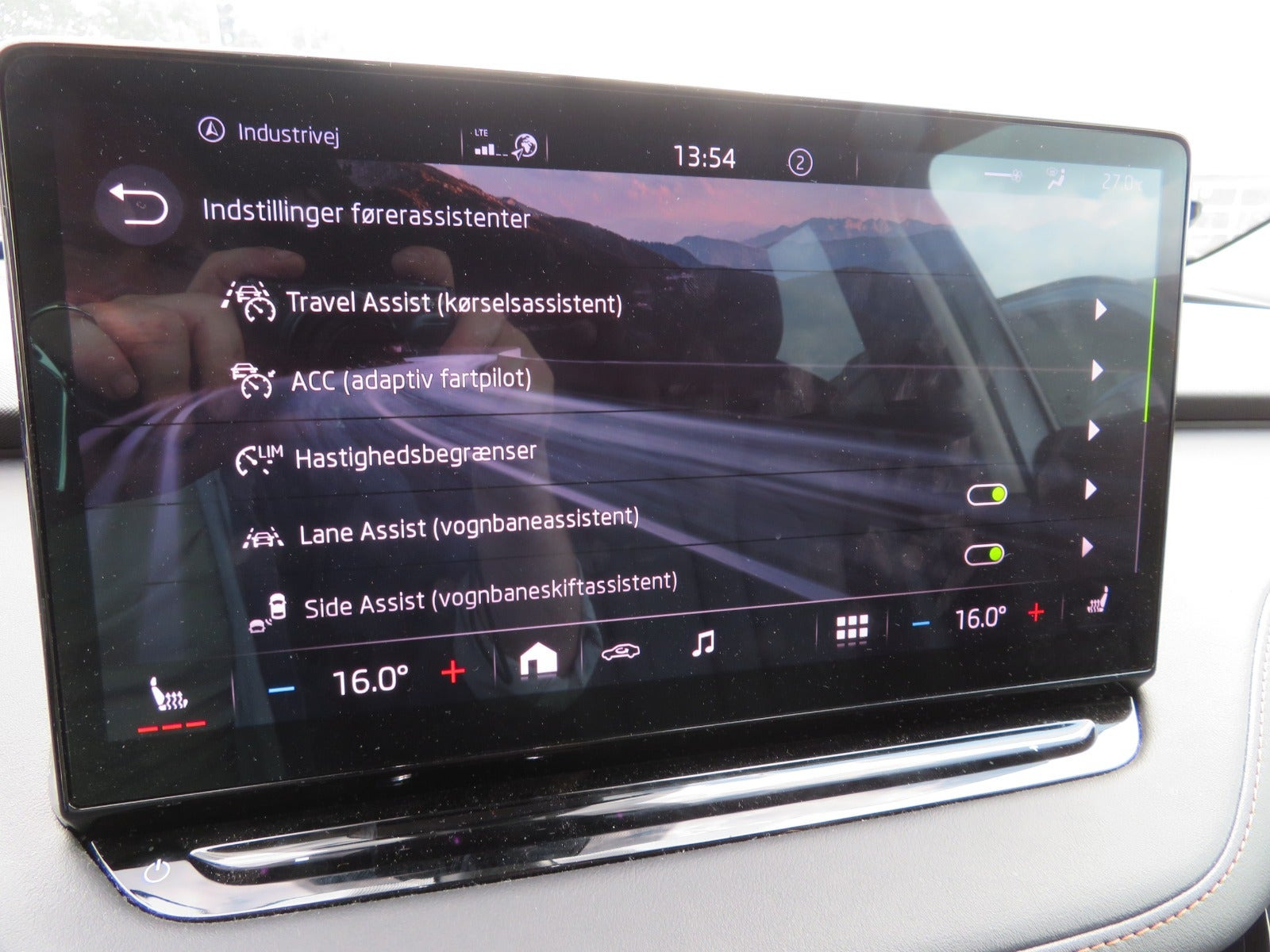 Sølv Skoda Enyaq fra 2023