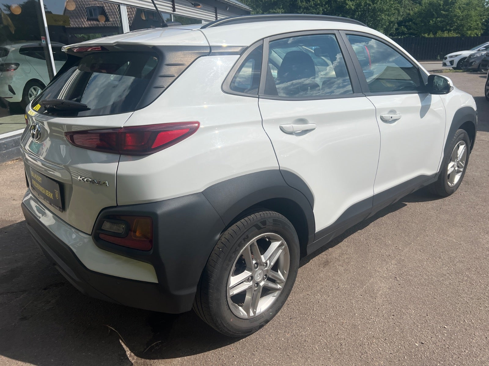 Hvid Hyundai Kona fra 2020
