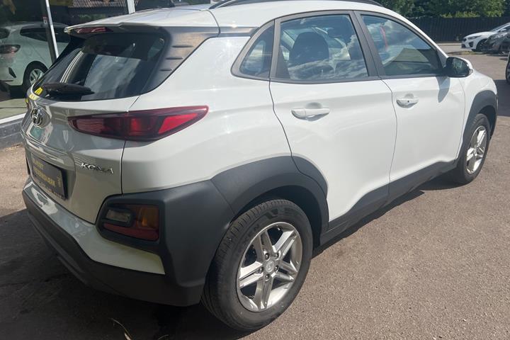 Hvid Hyundai Kona fra 2020