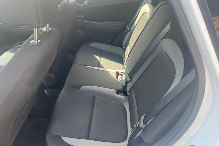 Hvid Hyundai Kona fra 2020