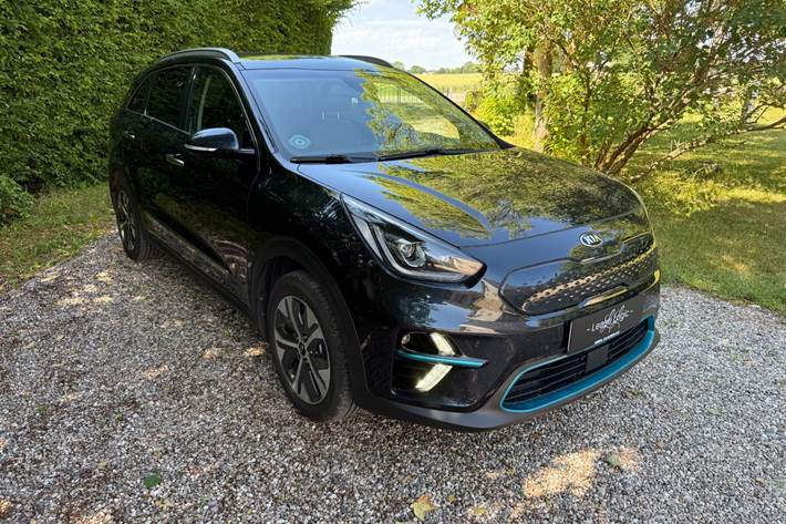 Grå Kia e-Niro fra 2020