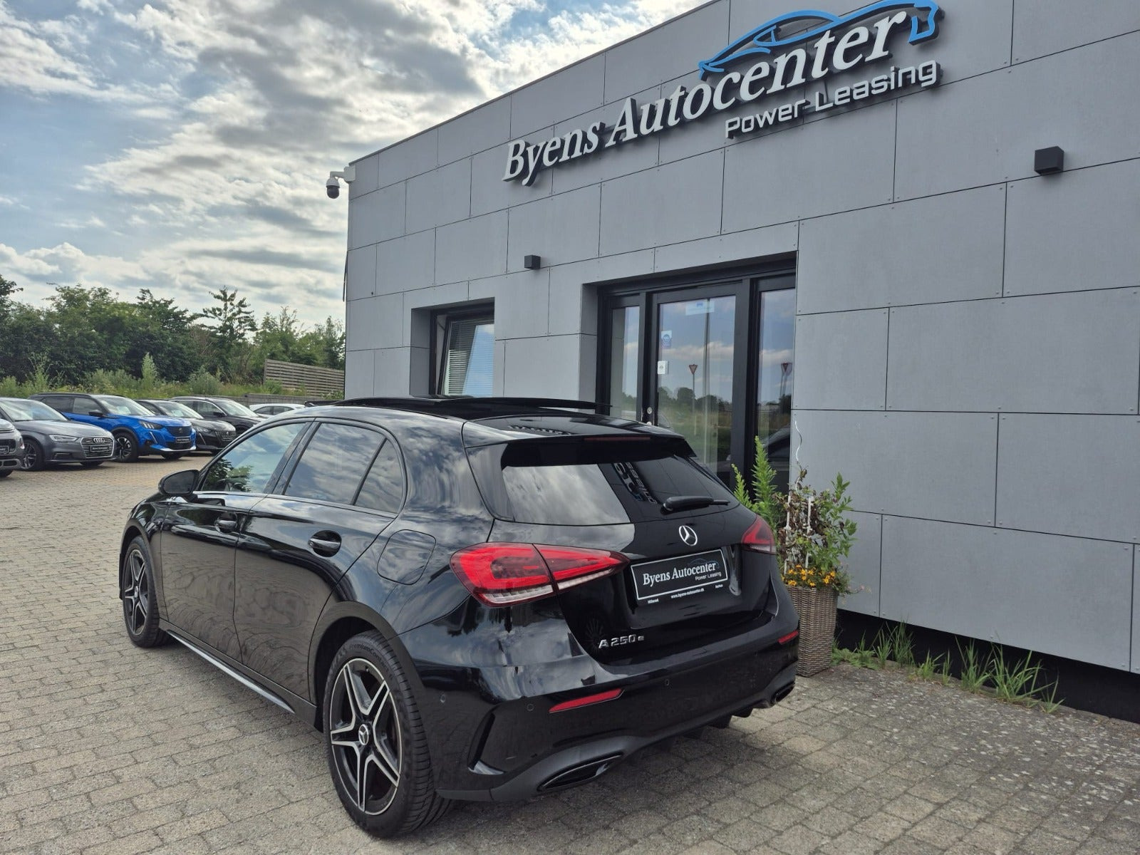 Sort Mercedes A250 e fra 2021