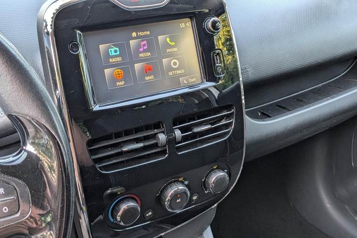Hvid Renault Clio fra 2014
