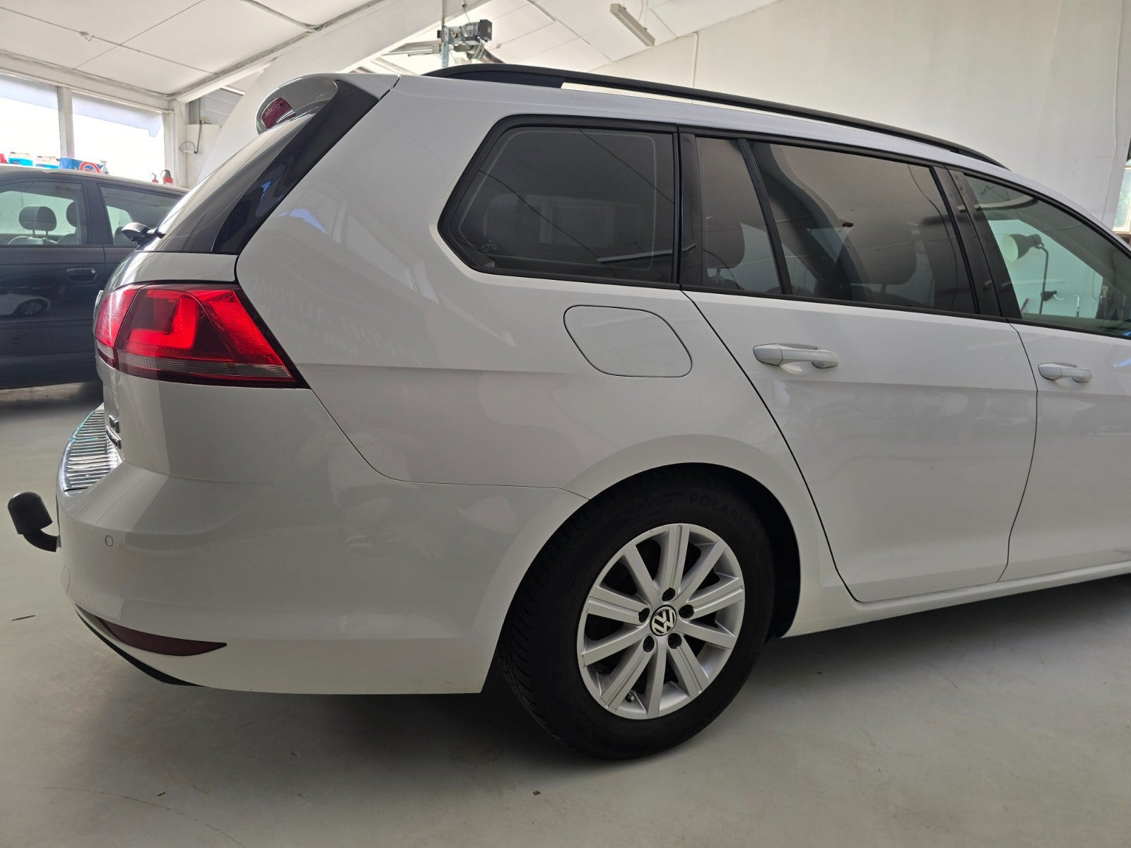 Hvid VW Golf VII fra 2015