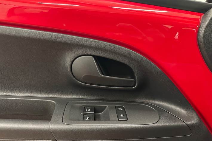 Rød Skoda Citigo fra 2016