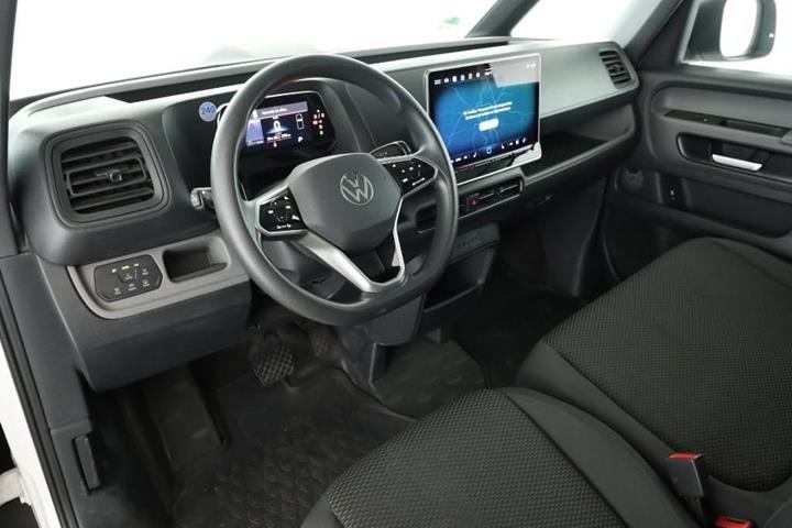 Hvid VW ID.Buzz fra 2025