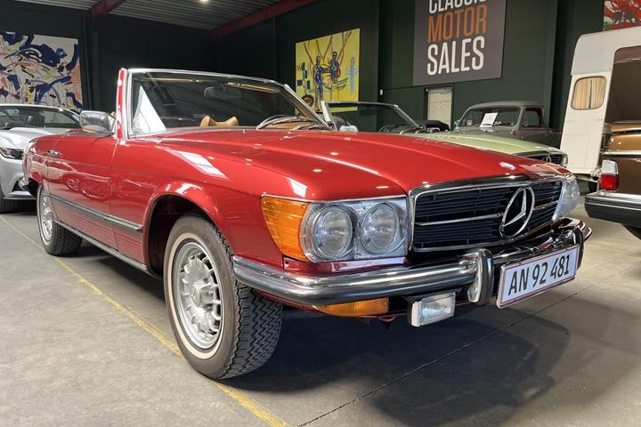 undefined Mercedes 450SL fra 1972 set udefra