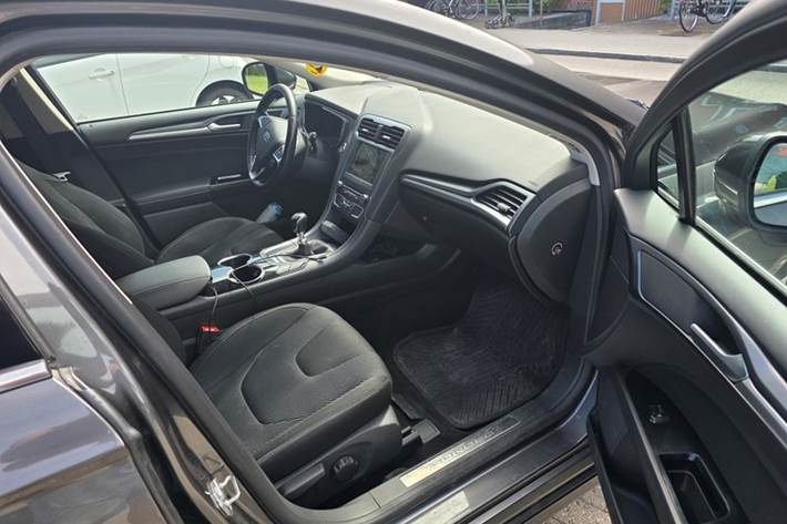 undefined Ford Mondeo fra 2016