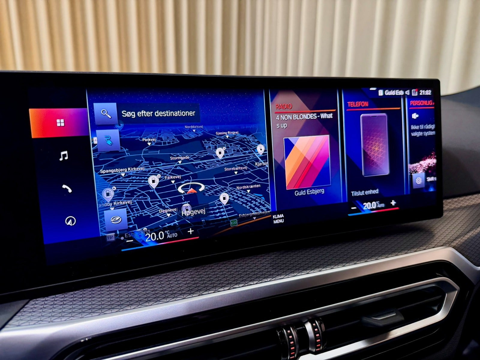Hvid BMW i4 fra 2023