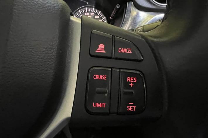 Sort Suzuki Vitara fra 2018