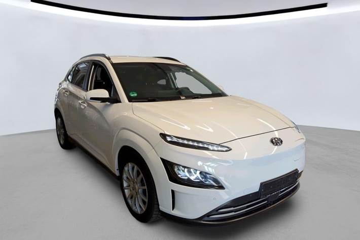 Hvid Hyundai Kona fra 2023