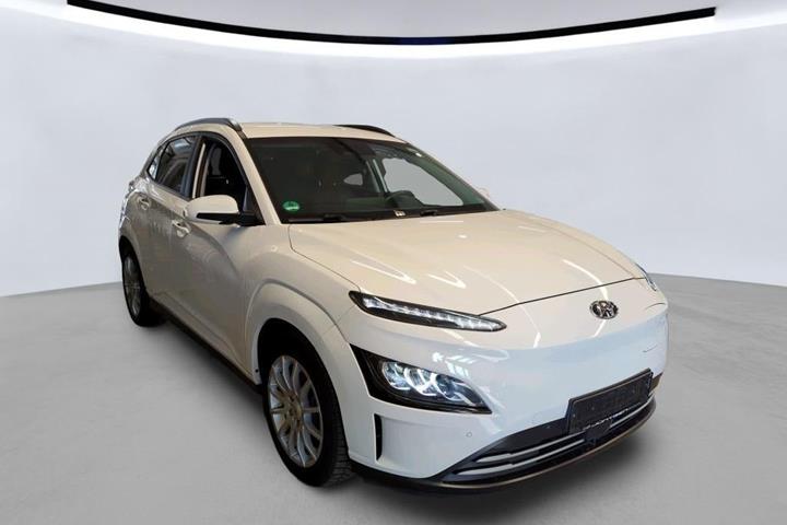 Hvid Hyundai Kona fra 2023