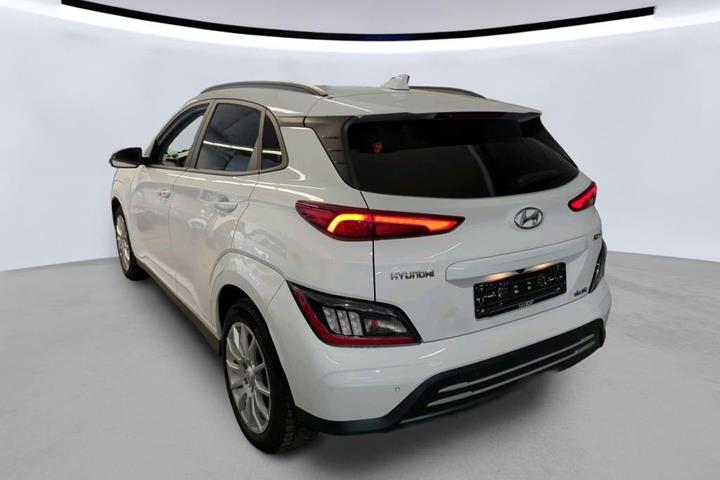 Hvid Hyundai Kona fra 2023
