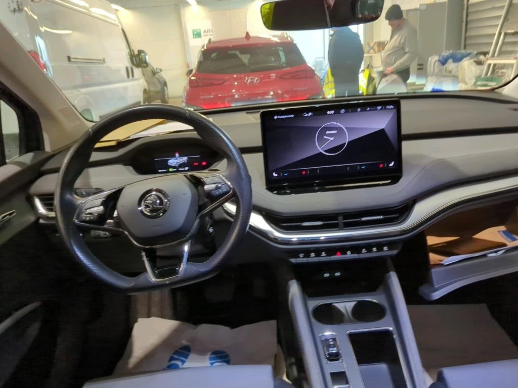 Sort Skoda Enyaq fra 2022