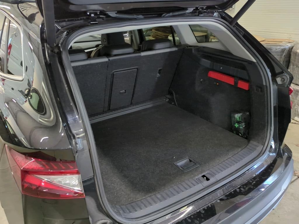 Sort Skoda Enyaq fra 2022