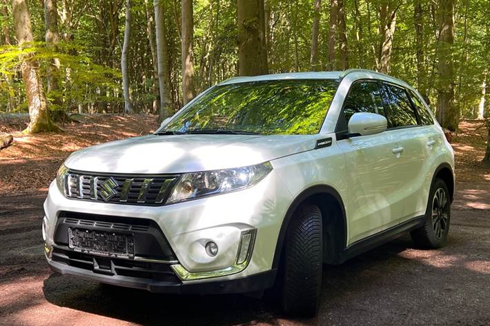 Hvid Suzuki Vitara fra 2020