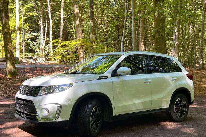 Hvid Suzuki Vitara fra 2020
