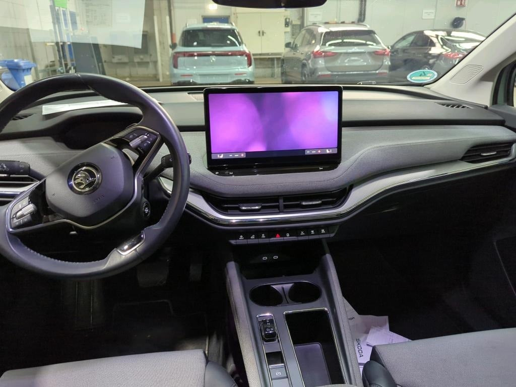 Sølv Skoda Enyaq fra 2024