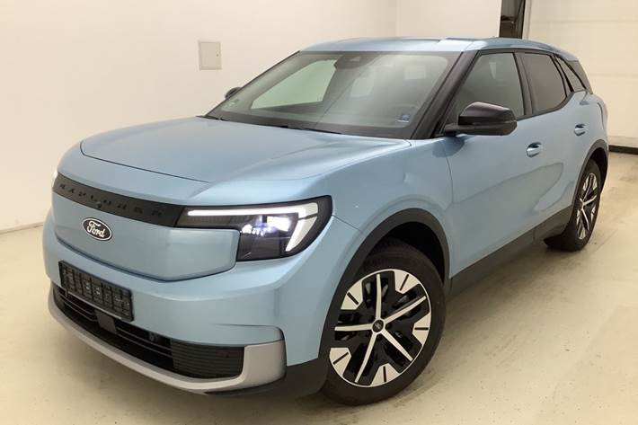 Blå Ford Explorer fra 2025