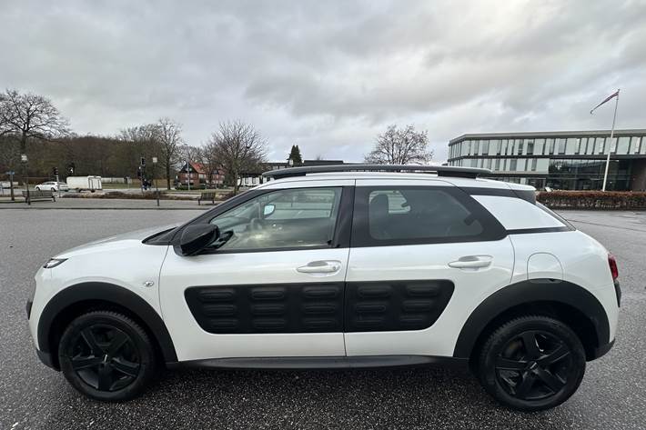 Hvid Citroën C4 Cactus fra 2016