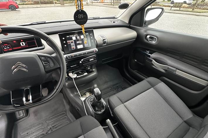 Hvid Citroën C4 Cactus fra 2016
