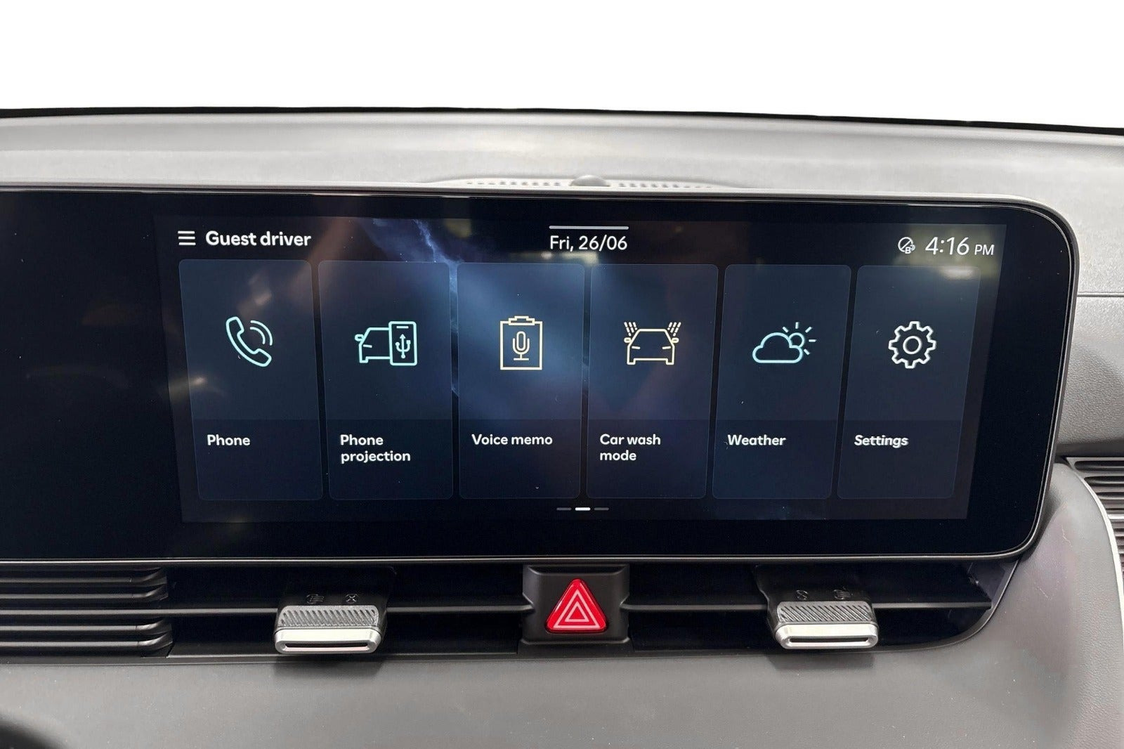 Rød Hyundai Ioniq 5 fra 2024