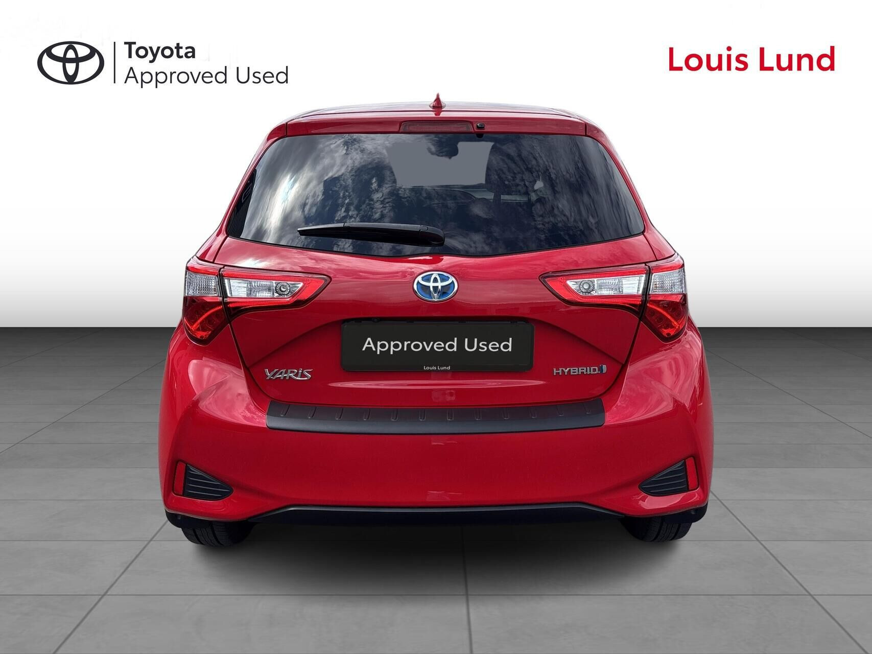 Rød Toyota Yaris fra 2020