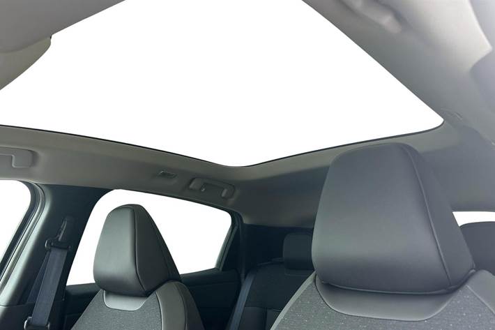 Grå Nissan Leaf fra 2026