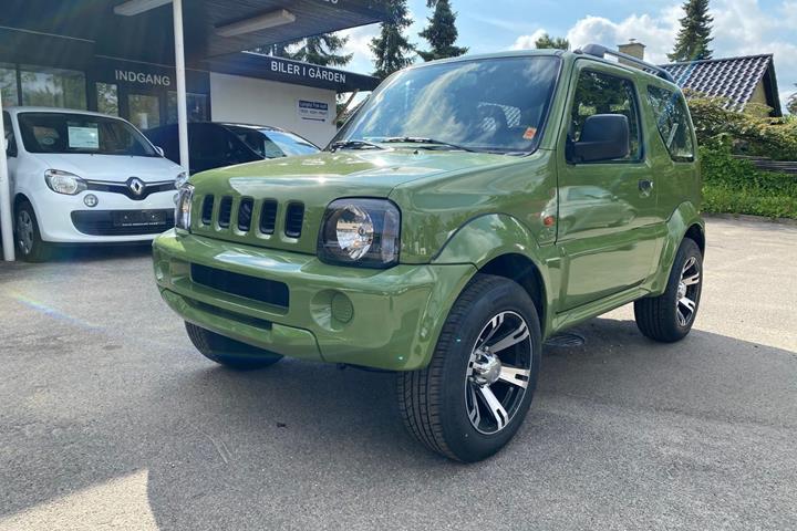 Grøn Suzuki Jimny fra 2006