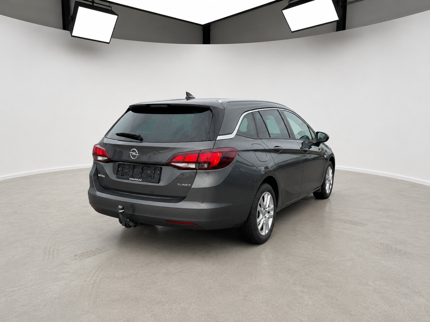 undefined Opel Astra fra 2016