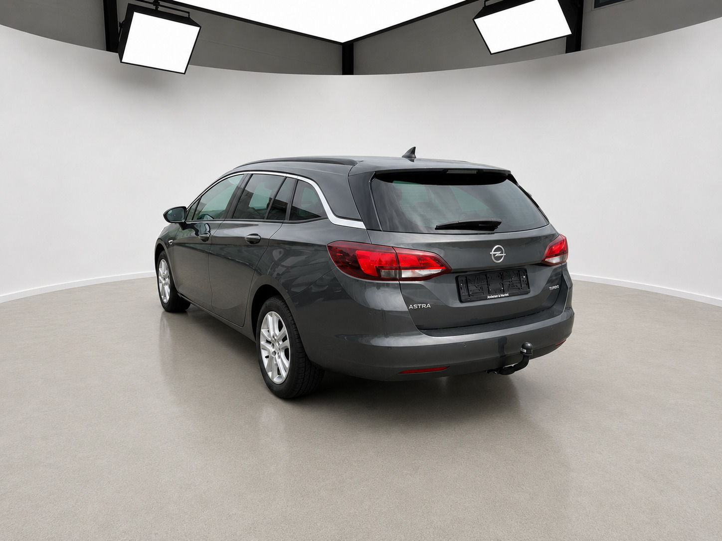 undefined Opel Astra fra 2016