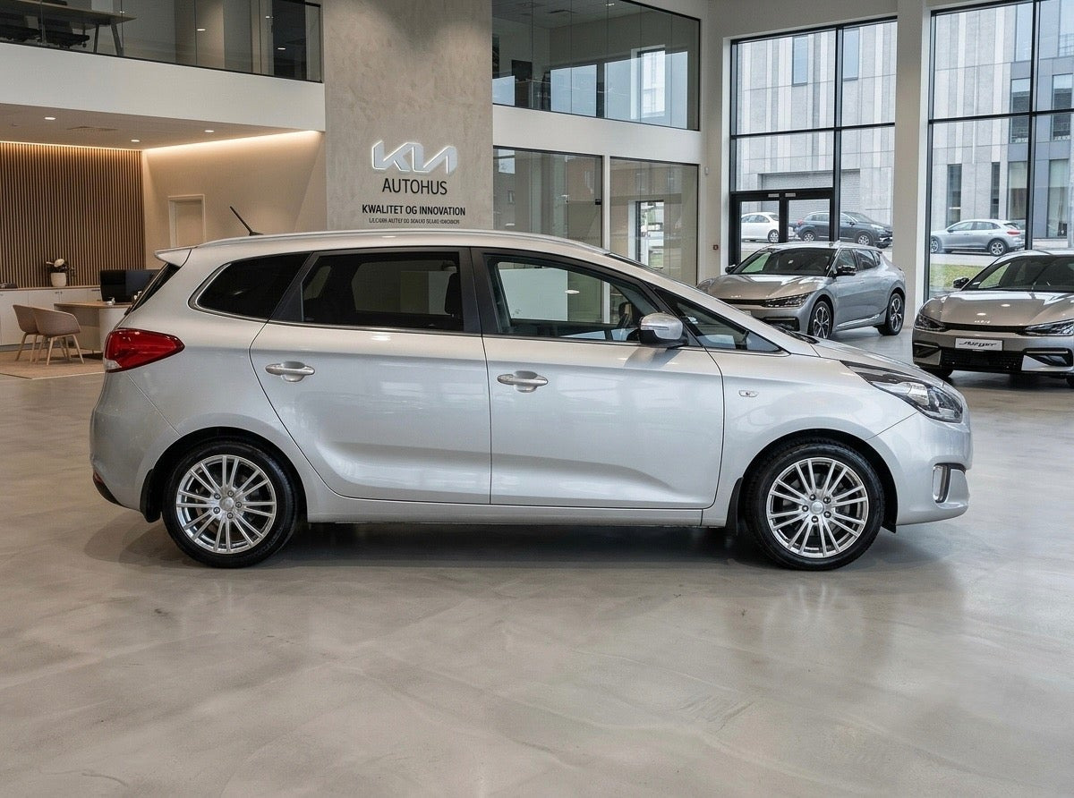 undefined Kia Carens fra 2014