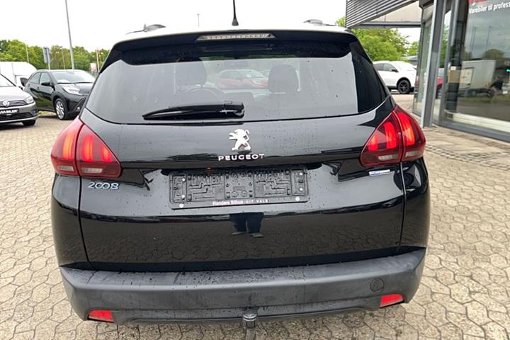 Sort Peugeot 2008 fra 2017