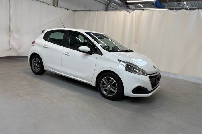 Hvid Peugeot 208 fra 2016