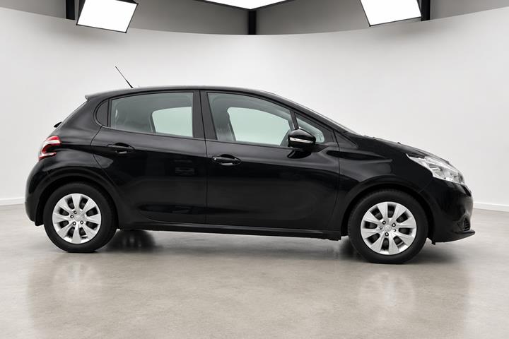 Sort Peugeot 208 fra 2014