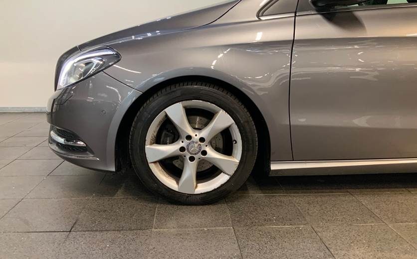 Mercedes B180