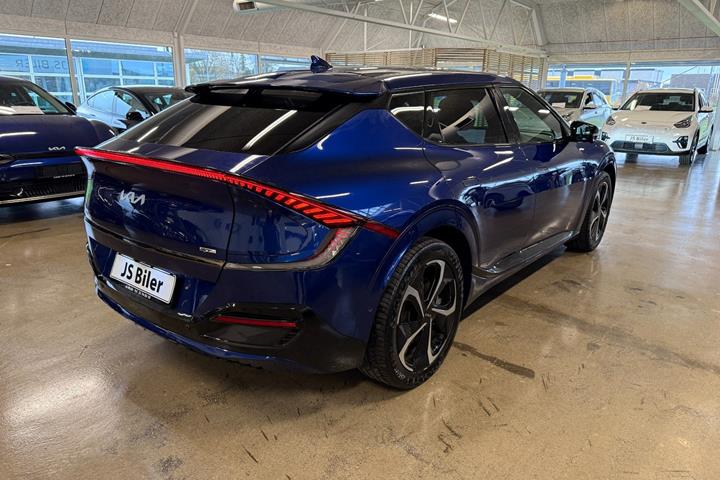 Blå Kia EV6 fra 2024