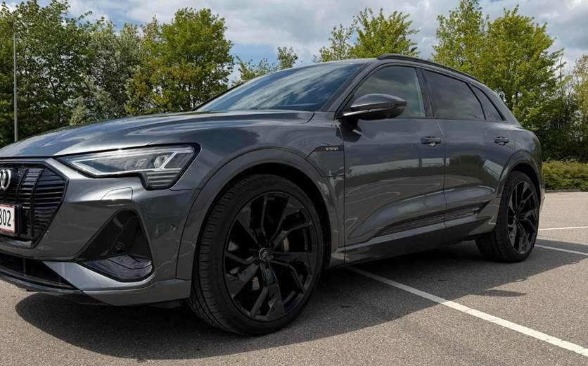Audi e-tron 55 S-line Prestige quattro