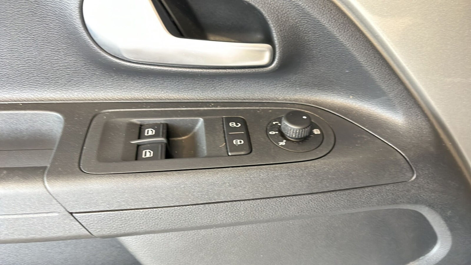 Sølv Seat Mii fra 2021