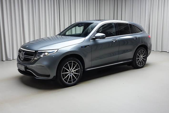 Grå Mercedes EQC400 fra 2021