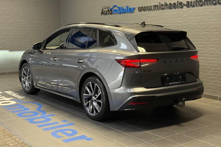 Grå Skoda Enyaq fra 2025