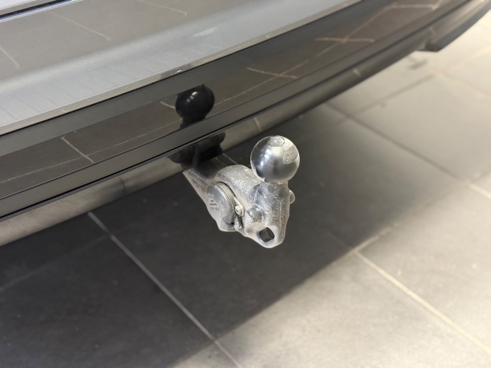 Grå Skoda Enyaq fra 2025