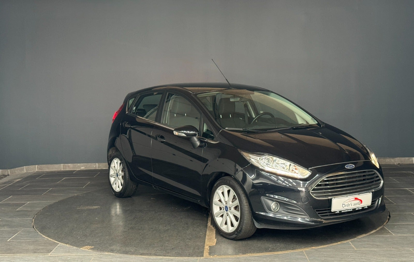 Sort Ford Fiesta fra 2016