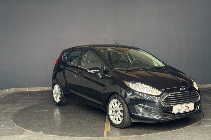 Sort Ford Fiesta fra 2016