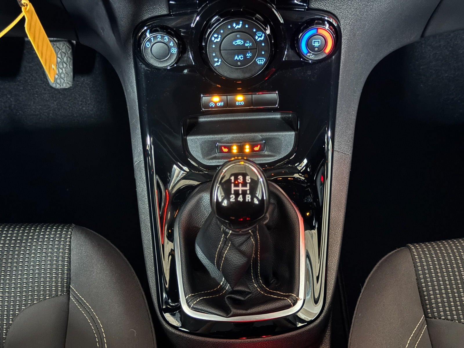 Sort Ford Fiesta fra 2016